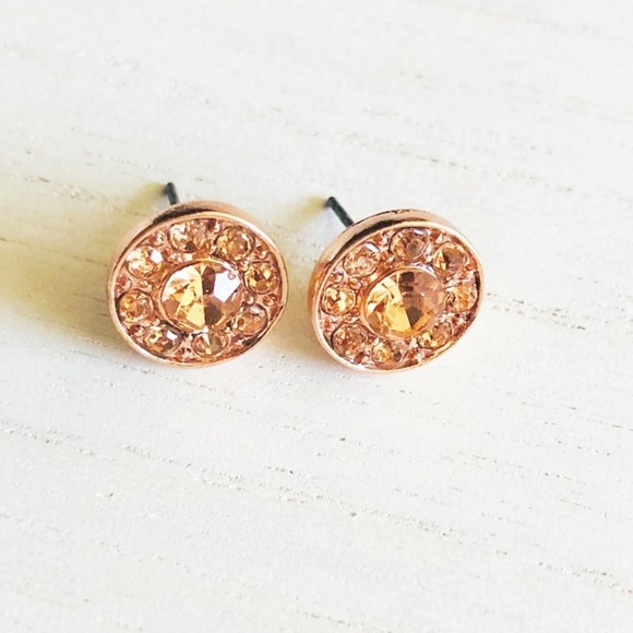 ALQUIMIA Jewelry - 3/35$$ ROSE GOLD HALO DIAMOND STUDS